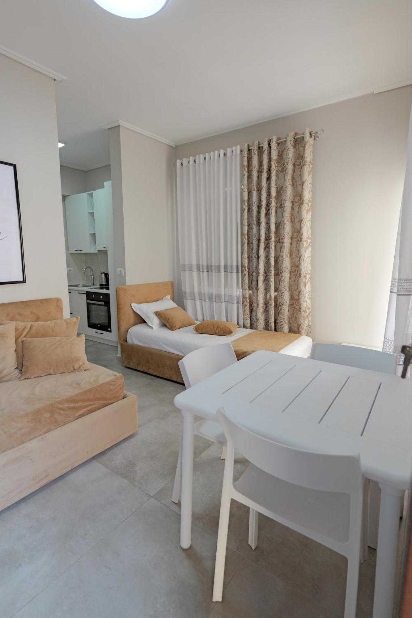 Costa Verde Suites Saranda Buitenkant foto