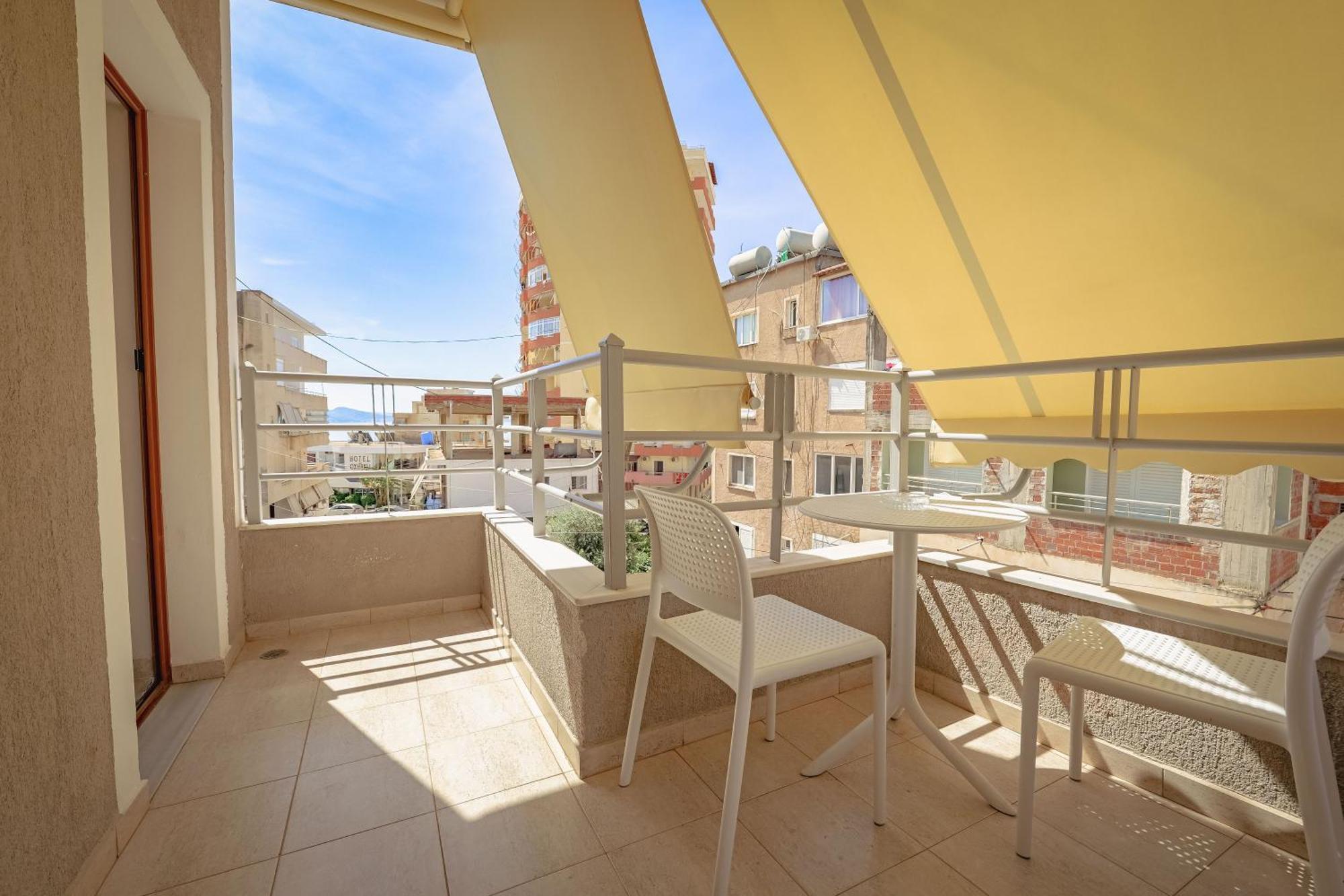 Costa Verde Suites Saranda Buitenkant foto