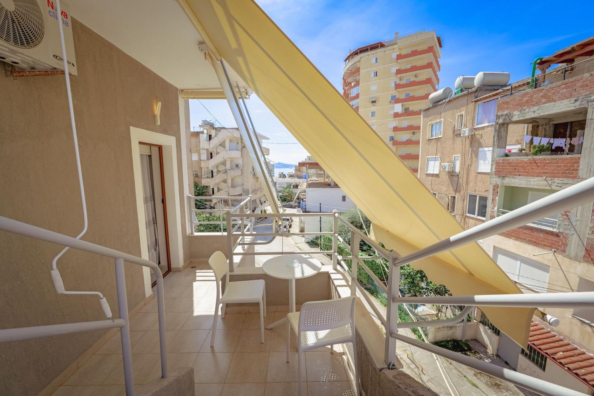 Costa Verde Suites Saranda Buitenkant foto